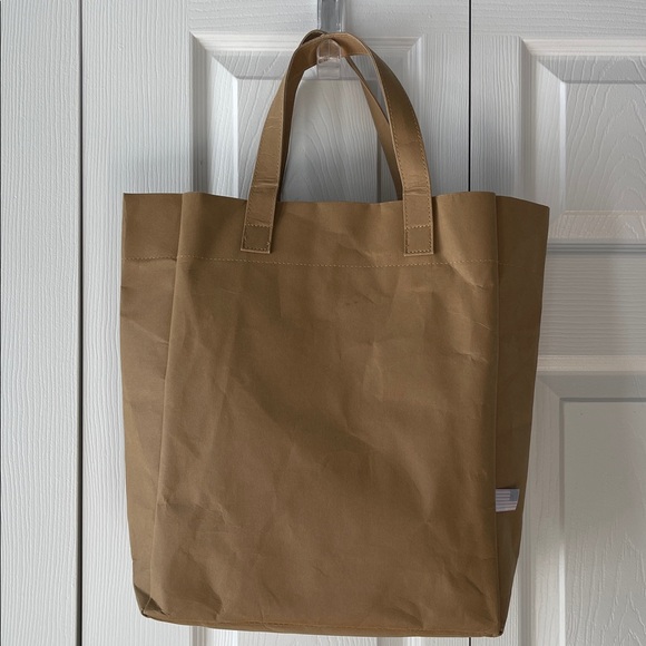 Esterbrook navy to go cup AND Esterbrook tote bag - Picture 9 of 11